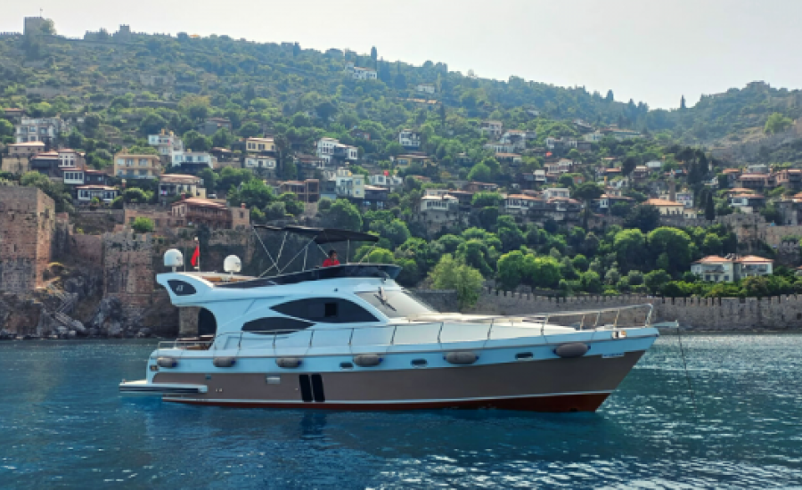 Yacht No. 9 port of Alanya