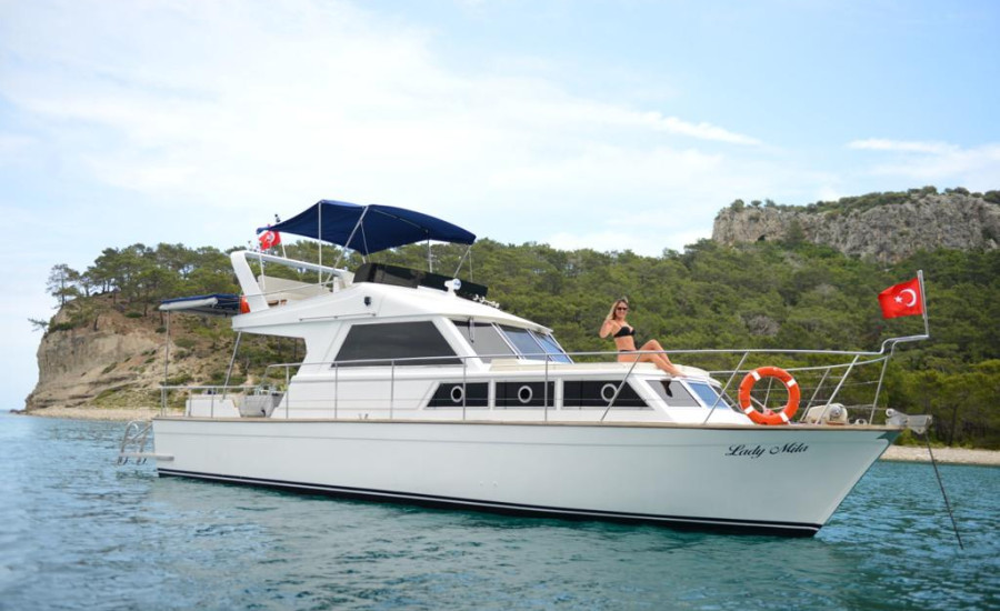 Yacht No. 1, Kemer Marina Port